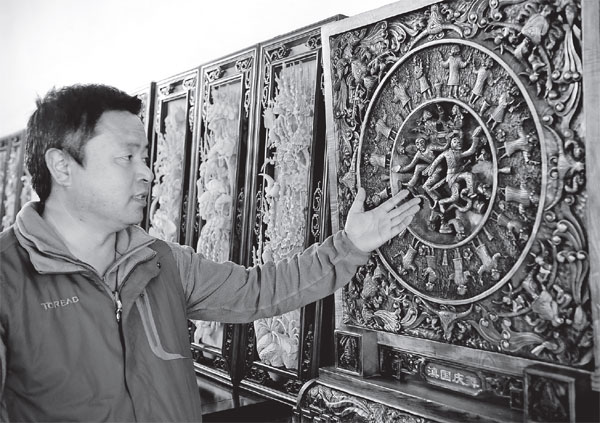Inheritor ingrains carving skill in Korean businessman