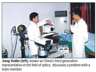 Cutting-edge nano manufacturing, handling center leads way