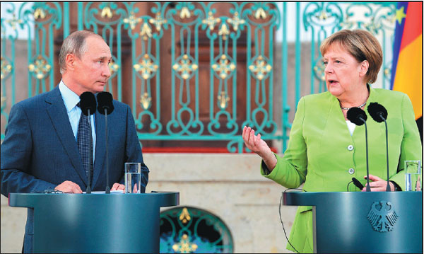 Putin calls on Europe to help rebuild Syria