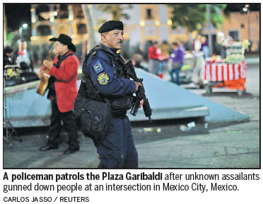Gunmen wearing mariachi garb kill 5, gang link probed
