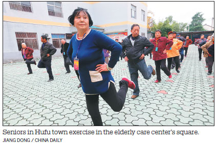 Seniors take advantage of elderly center offerings