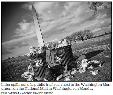 US govt shutdown puts a damper on DC's Christmas festivities