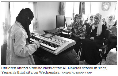 In war-torn Yemen, children find solace in music