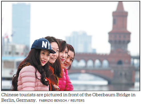 Chinese tourists take to German attractions