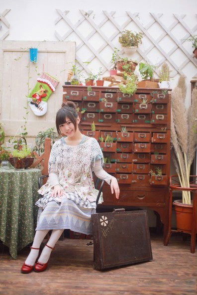 森女系邻家女孩清新写真 暖色迷人