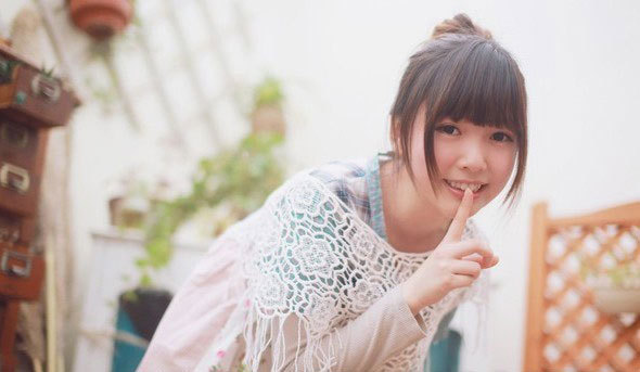森女系邻家女孩清新写真 暖色迷人