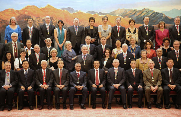 50 foreign experts honored with Friendship Awards