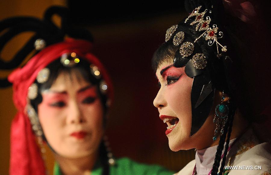 A taste of Sichuan opera