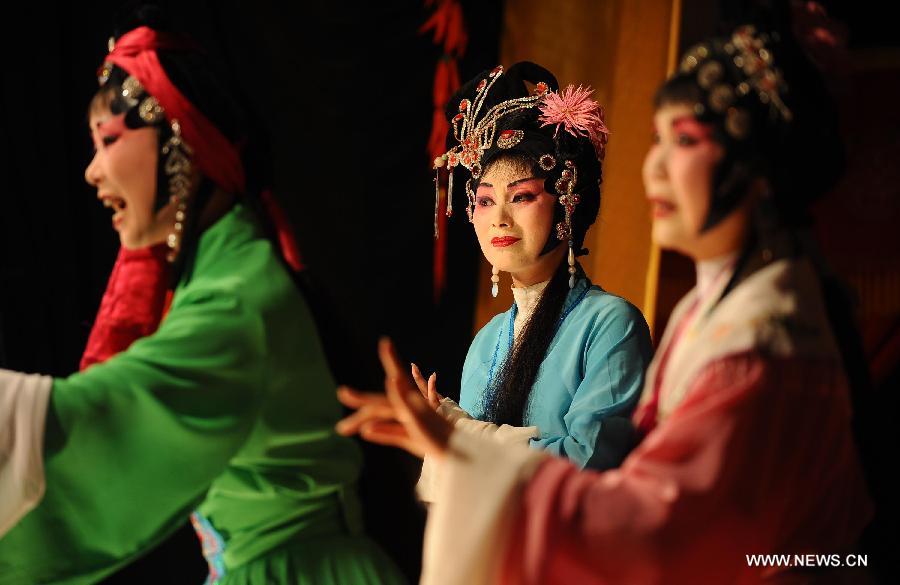 A taste of Sichuan opera