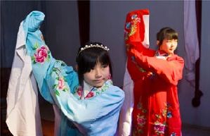 Kunqu, Wuju troupes plan dual performances