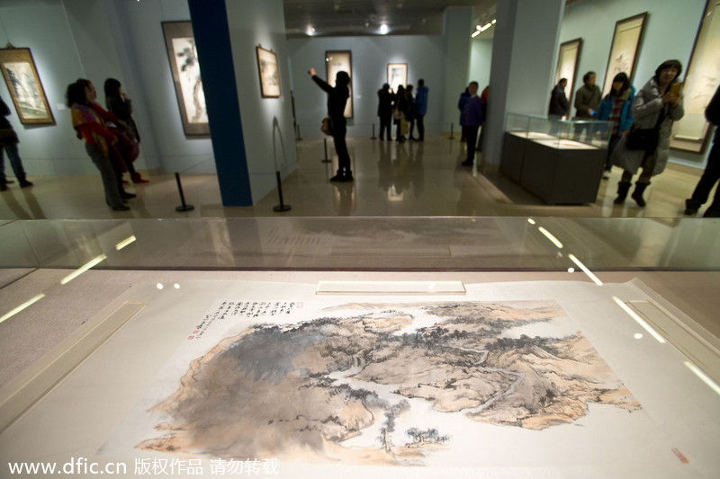 Zhang Daqian's work exhibited in Beijing