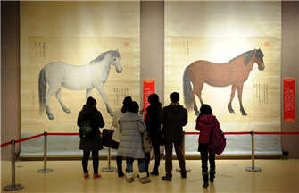 Expat paints horse for Lunar New Year