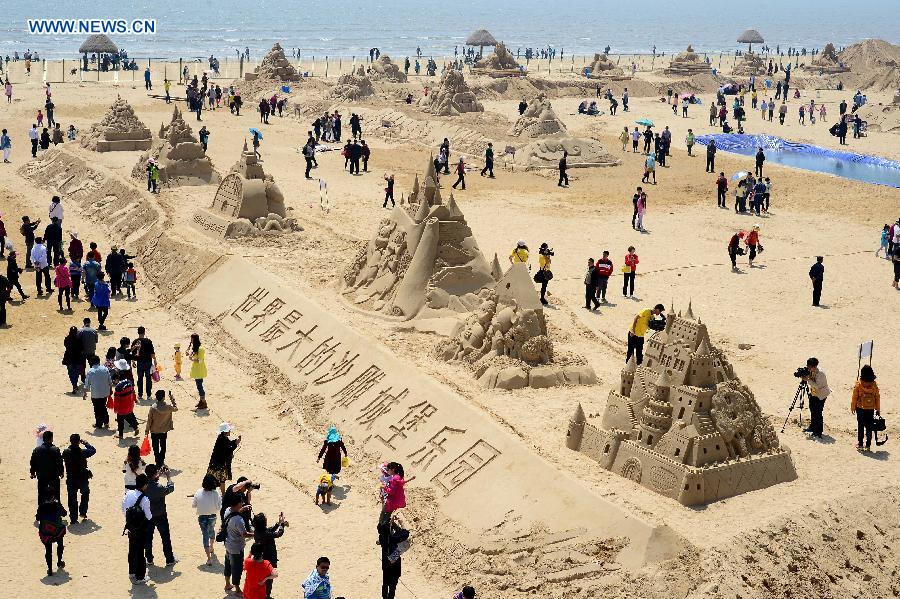 Sand sculpture festival kicks off in Weihai