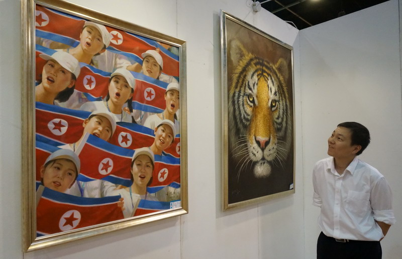 DPRK paintings displayed in Hangzhou