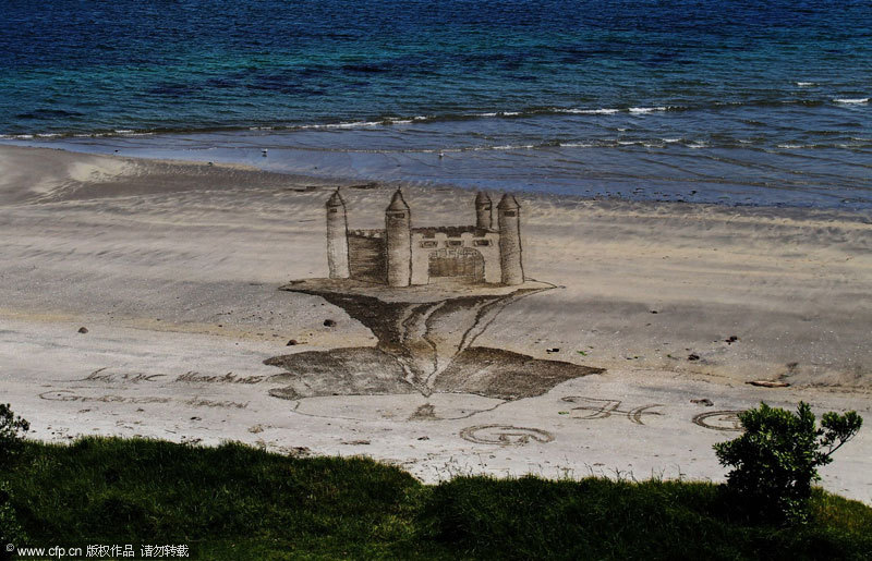 Awesome 3D beach art in New Zealand