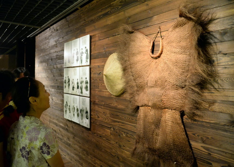 Zhuang culture displayed in Hangzhou