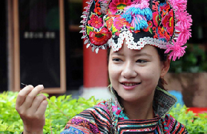 Zhuang culture displayed in Hangzhou