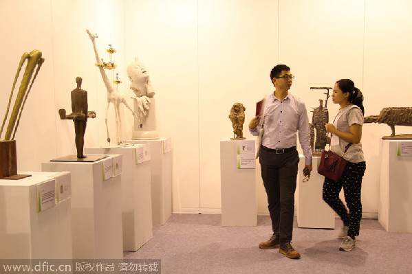 17th Beijing Int'l Art Fair displays fine arts from the world