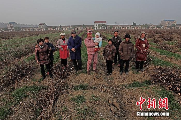 Photos show life of migrants for Three Gorges Dam