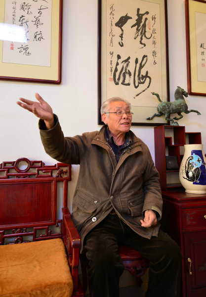 Former PLA pilot creates Silk Road statues for Italy