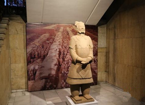 Terracotta warrior replica unveiled in Veliko Tarnovo