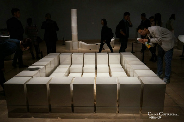 Modern ceramic exhibition on display at National Art Museum of China