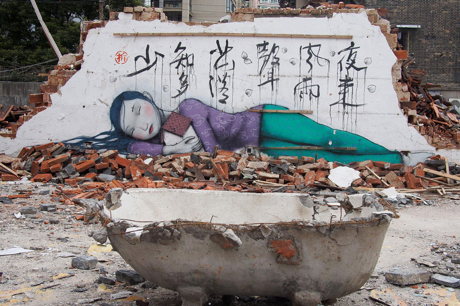 French street artist brightens up Shanghai village