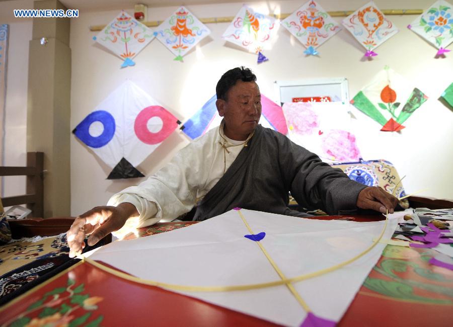 Tibetan kite exhibition held in Lhasa