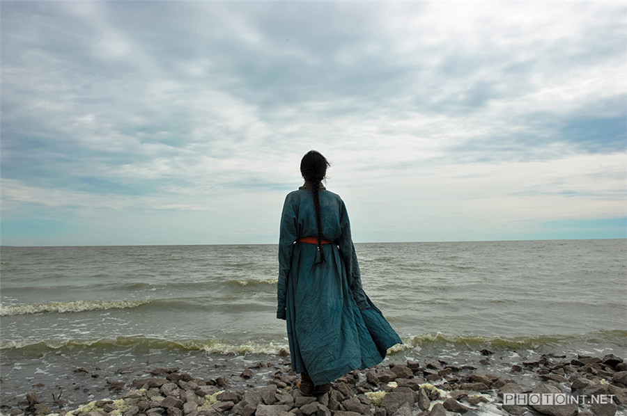 Photographer captures beautiful prairie landscapes