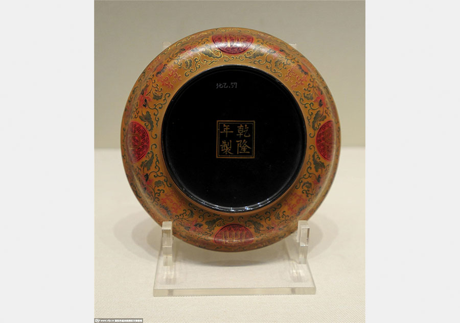 Qianlong period cultural relics go on show at Shenyang's Imperial Palace Museum