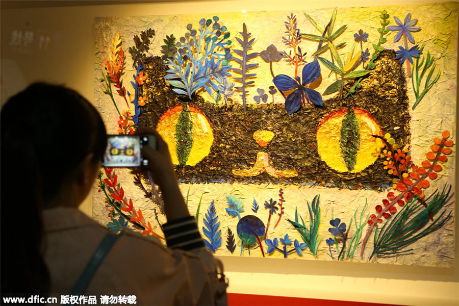 Art installations brighten Shanghai subway