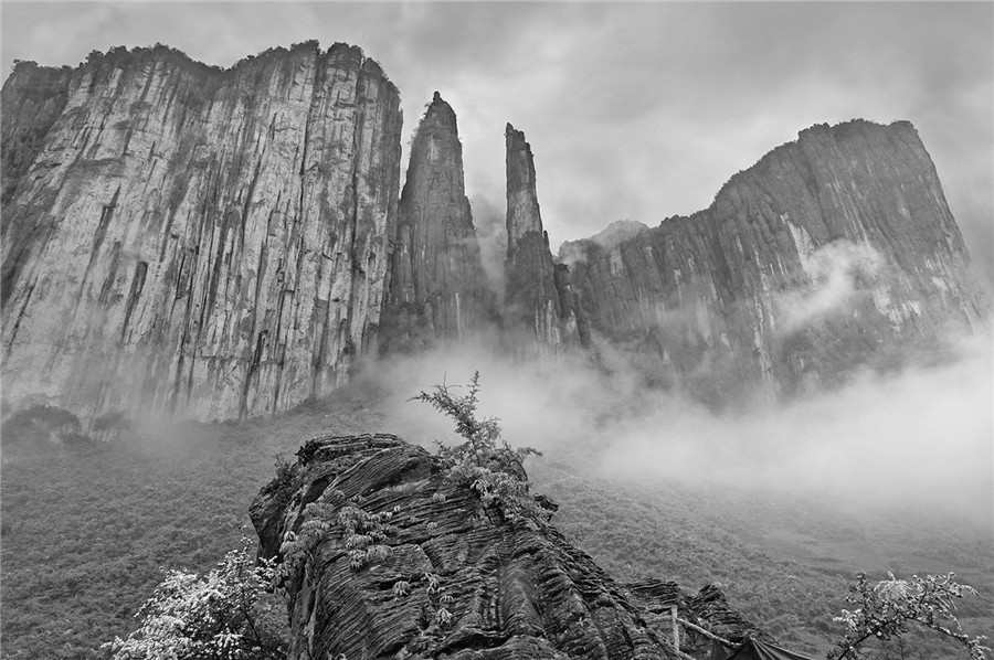 Amazing landscapes of China in white and black