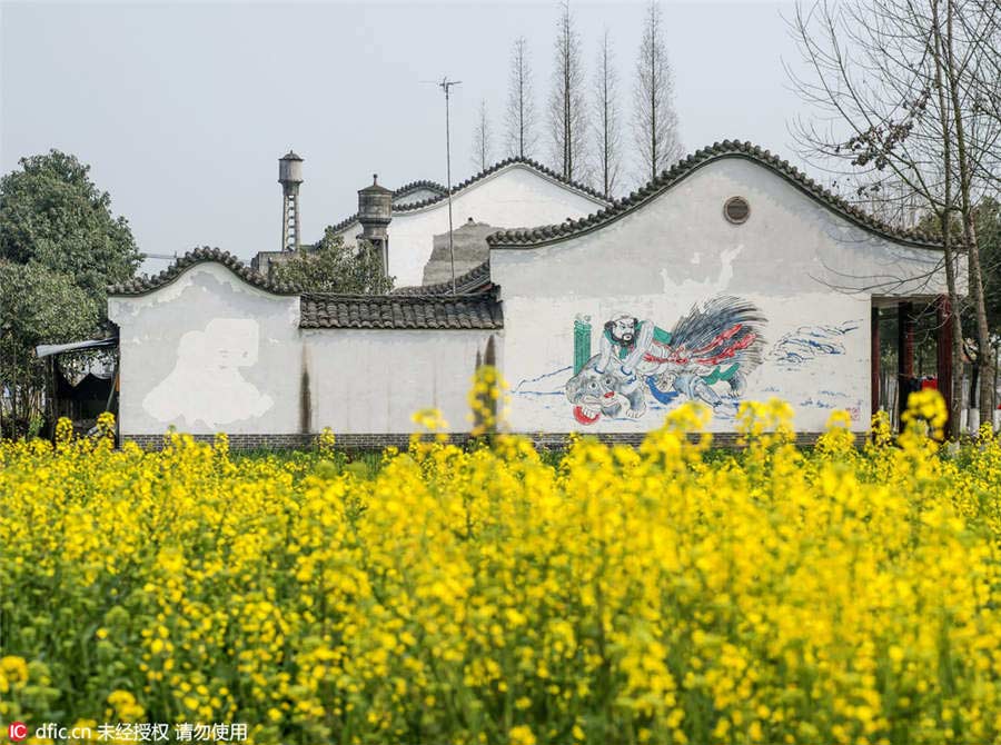 New Year paintings decorate cottage walls in spring