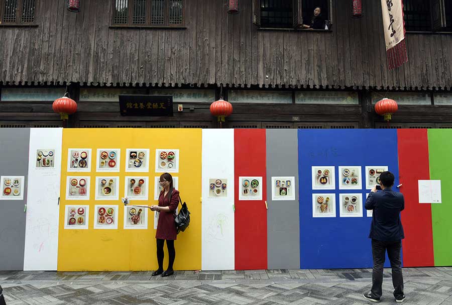 100,000 photos by Hangzhou residents on display