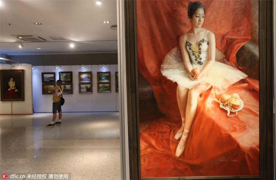 Contemporary DPRK paintings come to Nantong