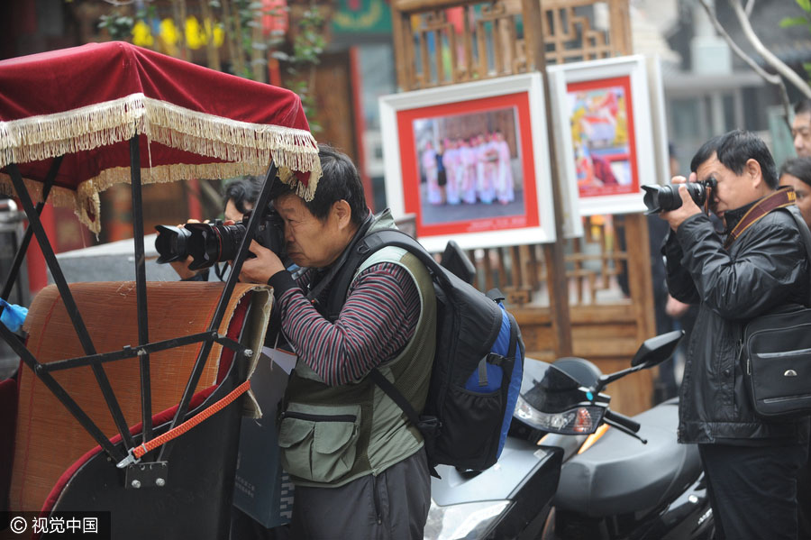 Nostalgic photo exhibition in Beijing's old street