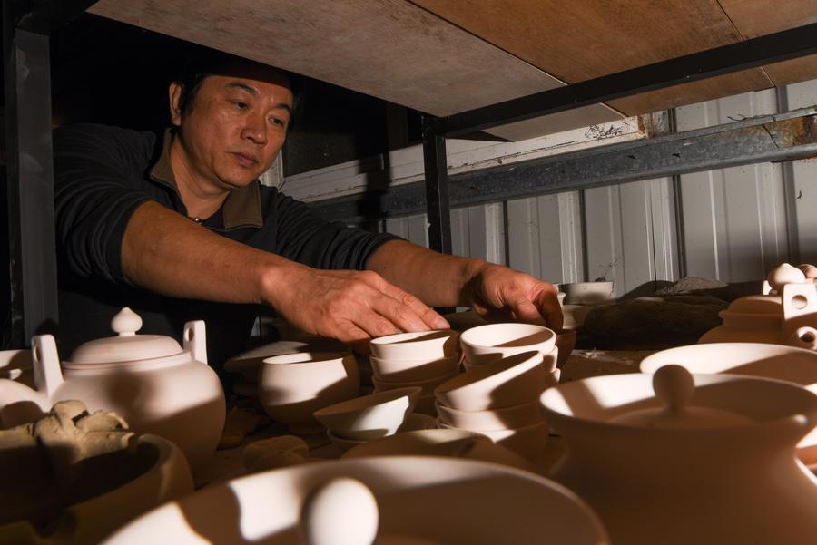 Colorful glaze tenmoku teabowls in Taiwan