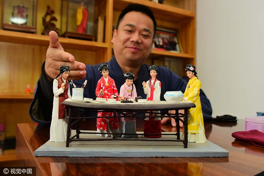 Folk artist from Zhengzhou creates vivid figurines