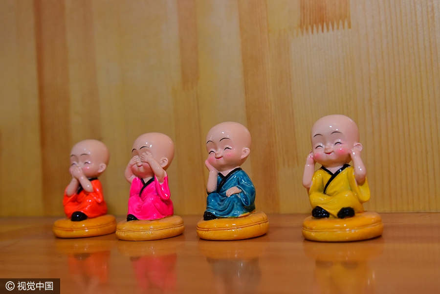 Folk artist from Zhengzhou creates vivid figurines