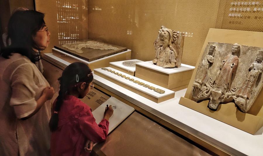 Archaeological exhibition staged at Capital Museum in Beijing