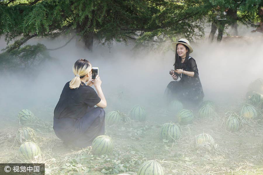 Watermelons add fun to graduation season