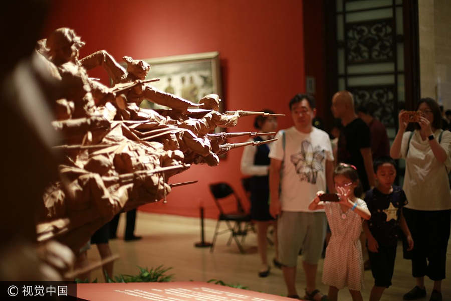 Art exhibition celebrates 90th anniversary of PLA's founding