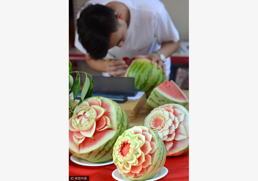 Vivid artworks created on watermelons