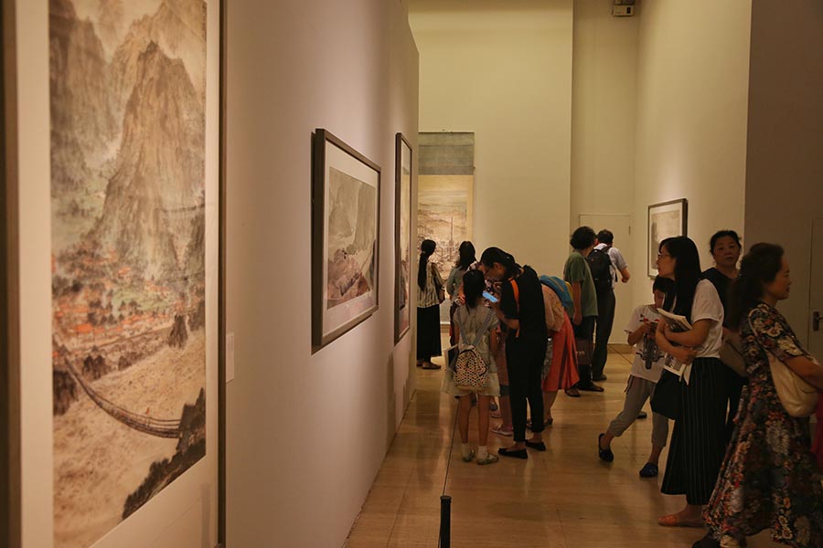 Wu Linsheng's paintings showcased at National Art Museum