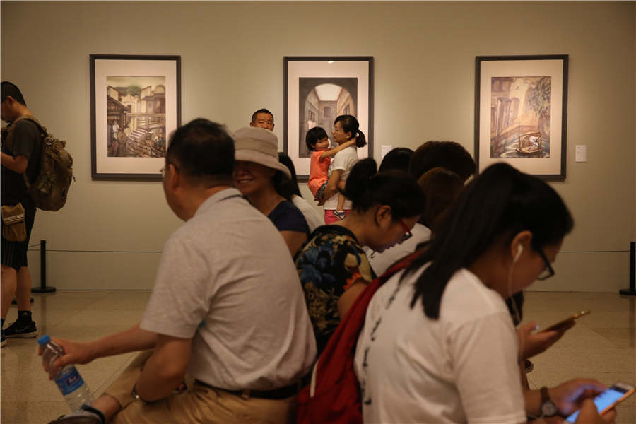 Nanjing painter Zhuang's works go on diplay