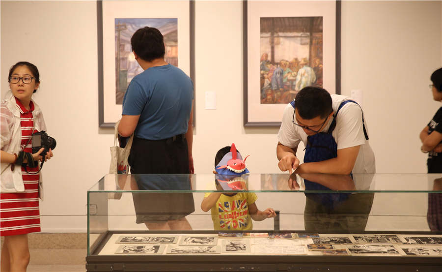 Nanjing painter Zhuang's works go on diplay