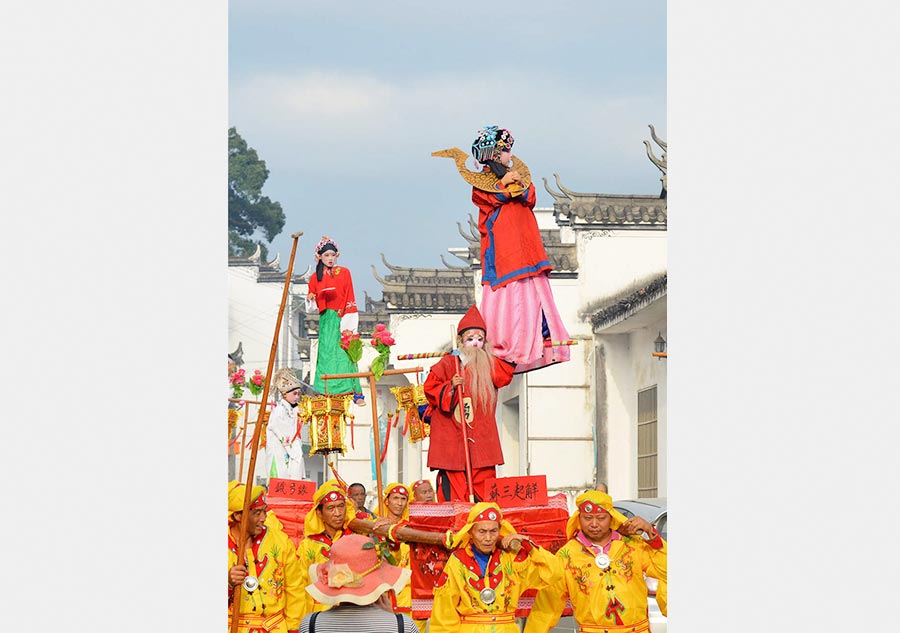 Folk dance Taige shows history, color and music in Wuyuan