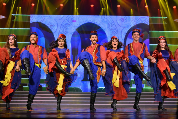 Adolescents from 15 countries meet in Beijing