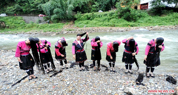 Yao ethnic women keep long hair tradition alive