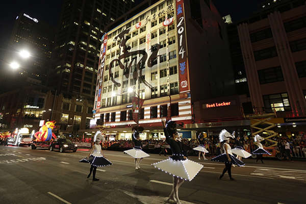 Sydney celebrates with parade of horses